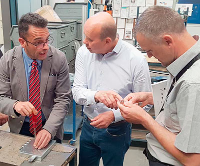 на фабриці Dierre в Італії